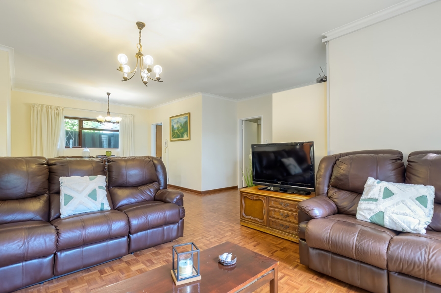 4 Bedroom Property for Sale in Plumstead Western Cape